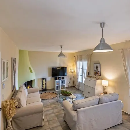 Stelios-korina With Pool And Stunning View In Syros Posidonia 빌라