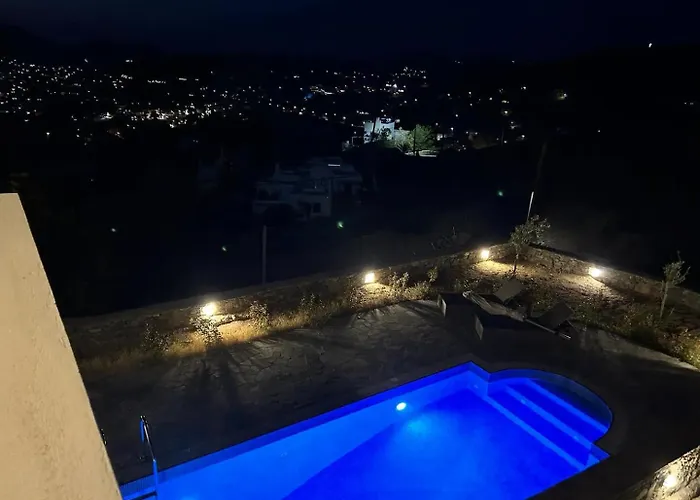 Stelios-korina With Pool And Stunning View In Syros Posidonia *