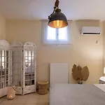 Villa Stelios-korina With Pool And Stunning View In Syros Posidonia