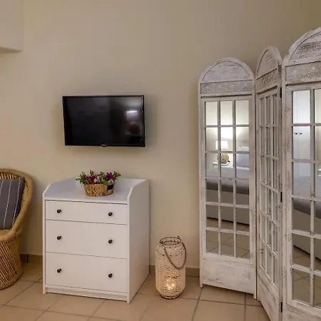 Вилла Stelios-korina With Pool And Stunning View In Syros Posidonia