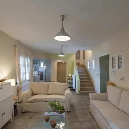 Stelios-korina With Pool And Stunning View In Syros Posidonia *