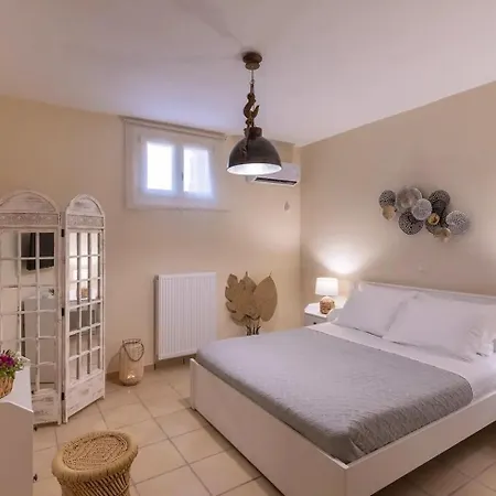 Вилла Stelios-korina With Pool And Stunning View In Syros Posidonia